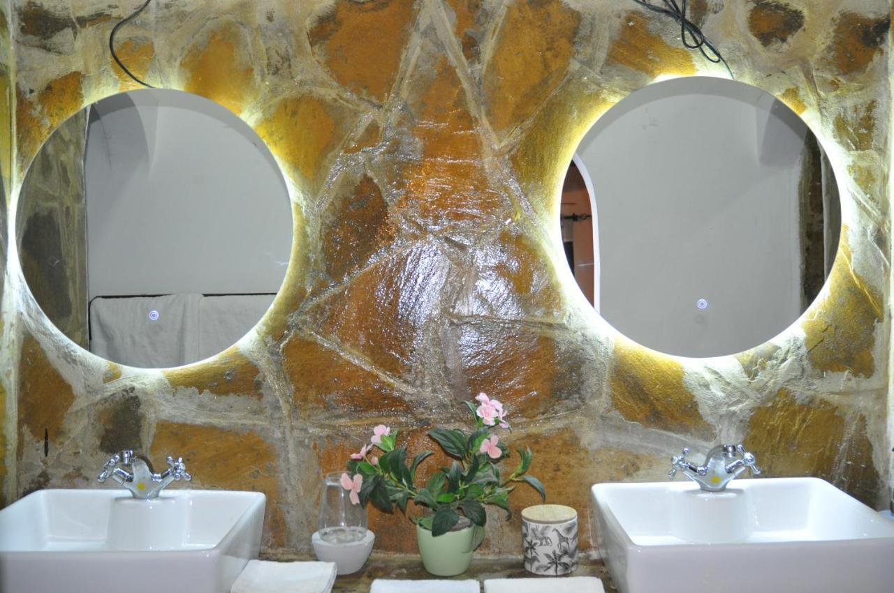 Amani Paradise - Luxury Villas Diani Beach Bagian luar foto