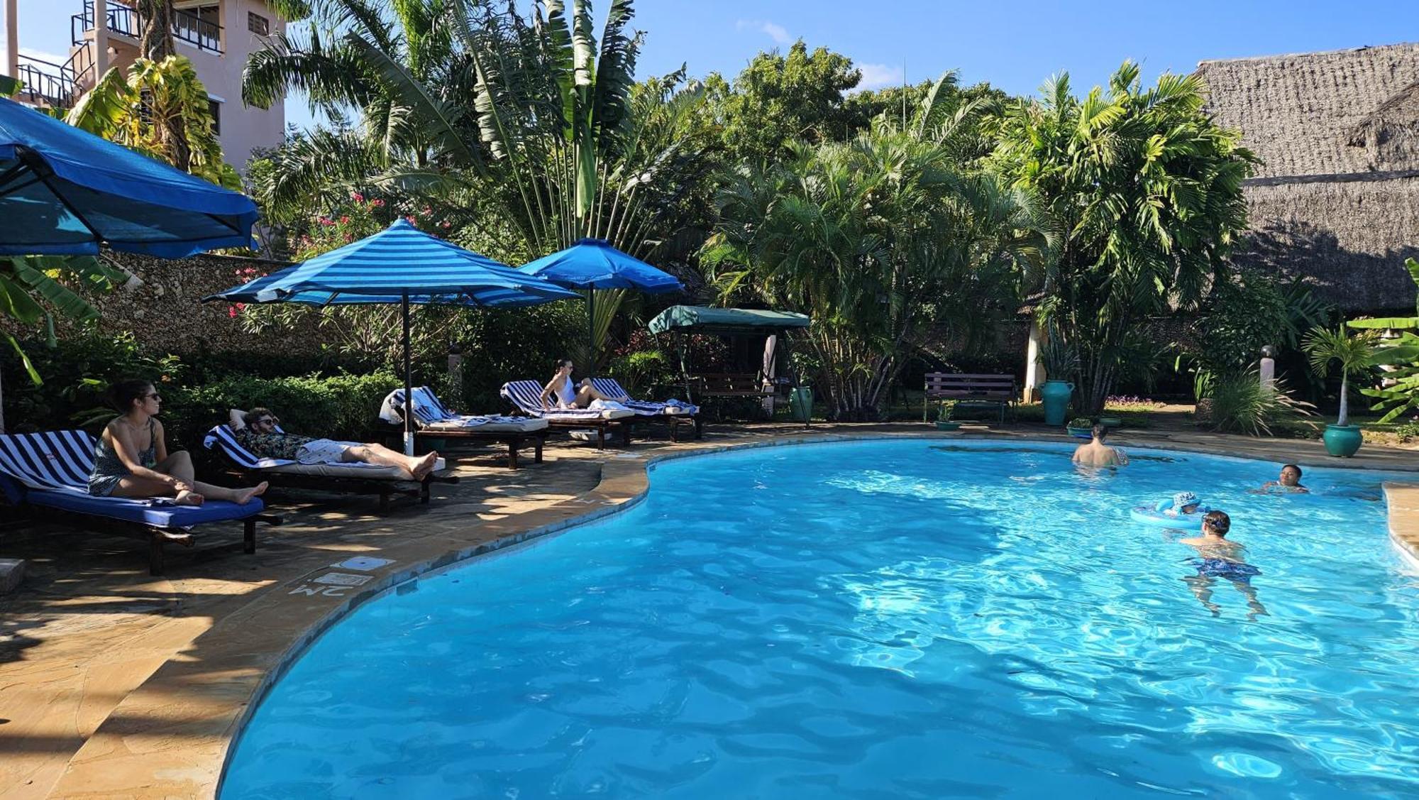 Amani Paradise - Luxury Villas Diani Beach Bagian luar foto